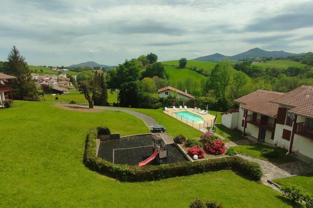 Ferienwohnung Echalar Piscine Vue Montagnes Souraïde Exterior foto